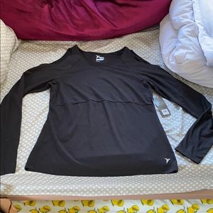 Old navy active cold-shoulder LS shirt